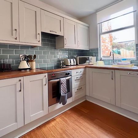 Charming Victorian Cottage Steps From Historic Chester - Free Parking Esterno foto